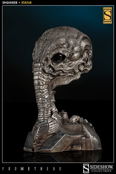 Prometheus Engineer Statues  Exclusive Edition  View 2