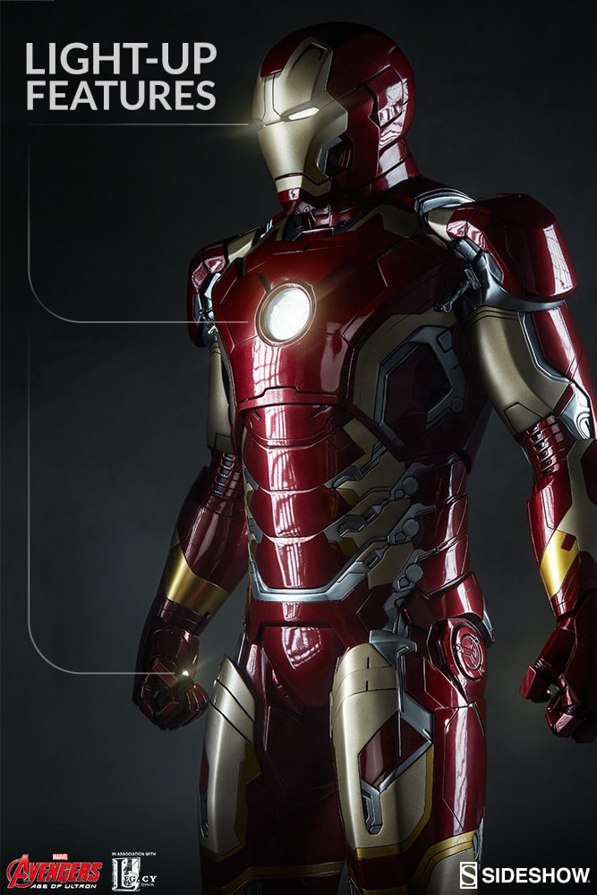 Marvel Iron Man Mark 43 Legendary Scale™ Figure - Prototype Shown View 3