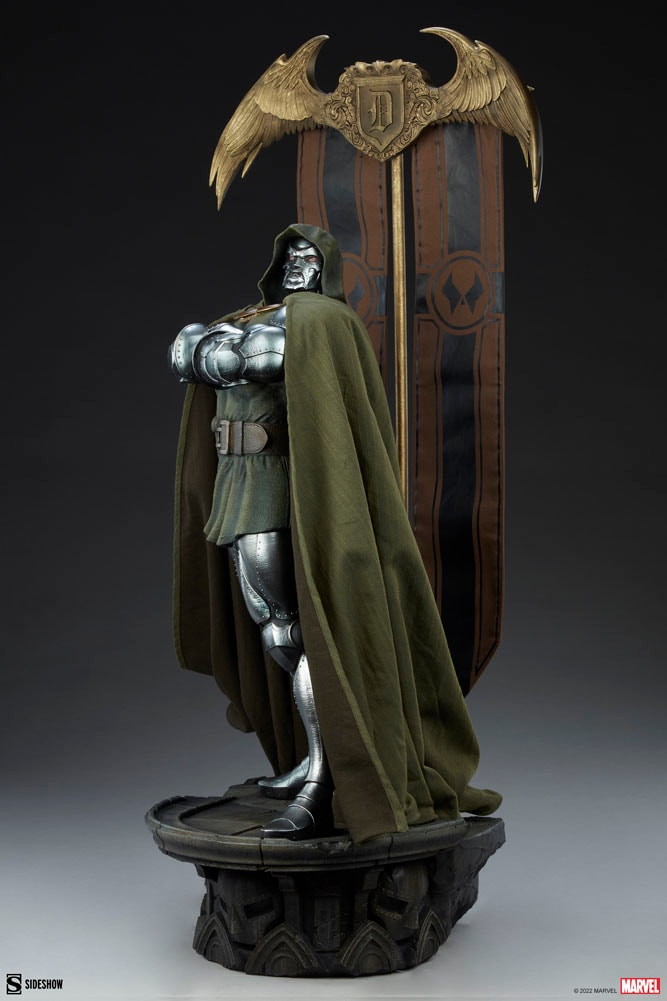 Marvel Doctor Doom Maquette  Collector Edition  View 6