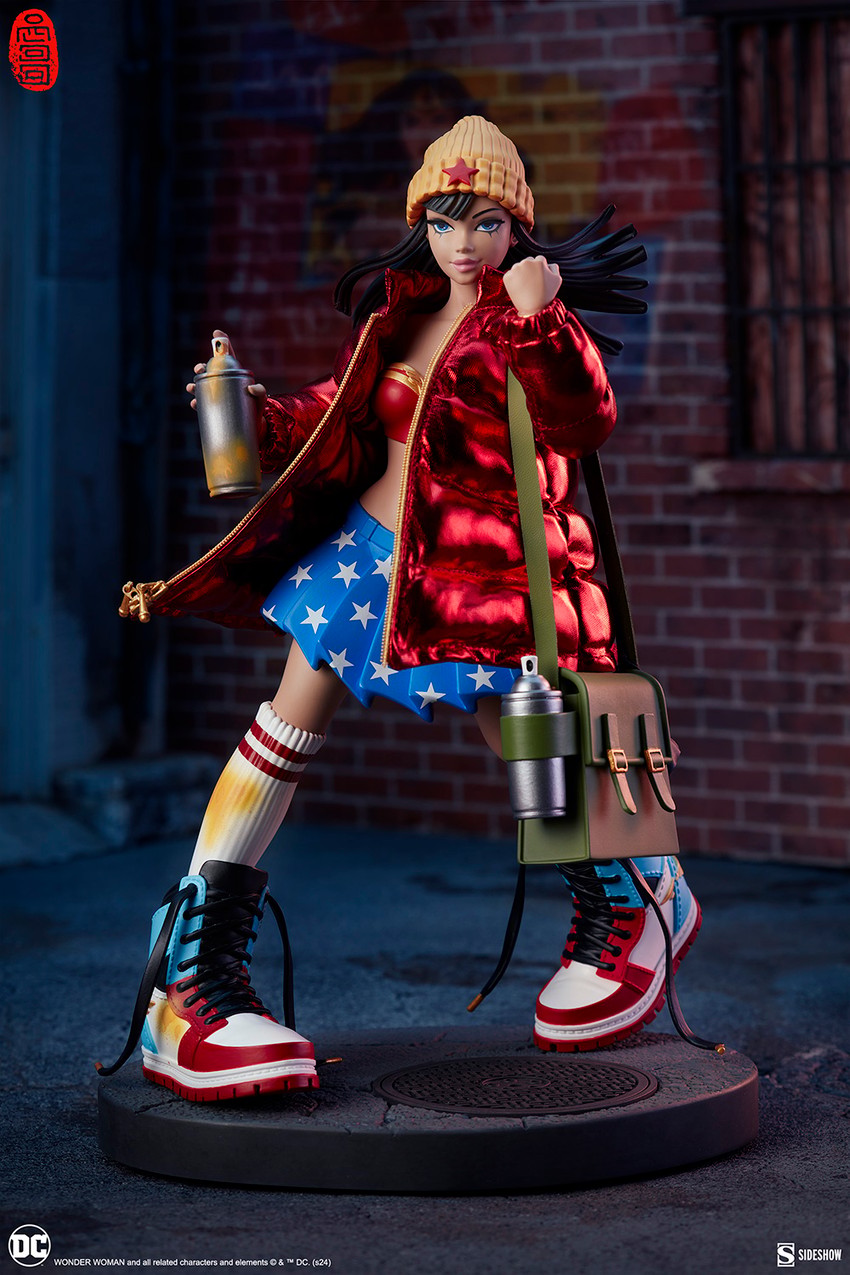 DC Comics Hype Girl (Wonder Woman™) Designer Collectible Statue  View 2