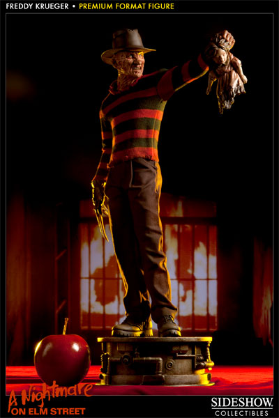 Freddy Krueger Premium Format Figure by Sideshow Collectibl