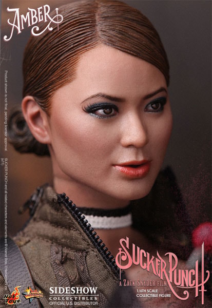 Sucker Punch Amber Sixth Scale Figure  View 5