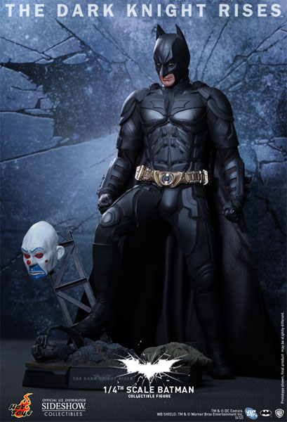 DC Comics Batman Quarter Scale Figure  Collector Edition  View 2