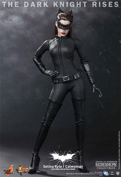 DC Comics Selina Kyle - Catwoman Sixth Scale Figure by Hot Toys