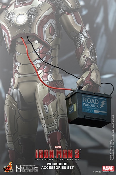 Marvel Iron Man Workshop Accessories Collectible Set by Hot