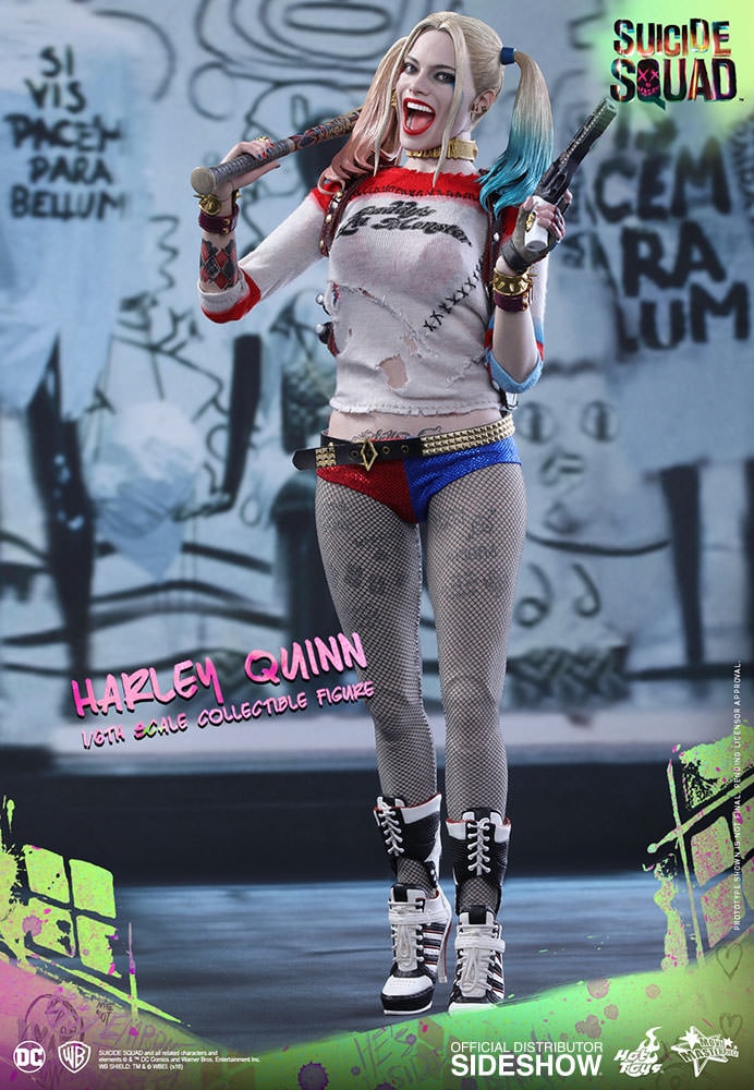 DC Comics Harley Quinn Sixth Scale Figure  Collector Edition - Prototype Shown View 3