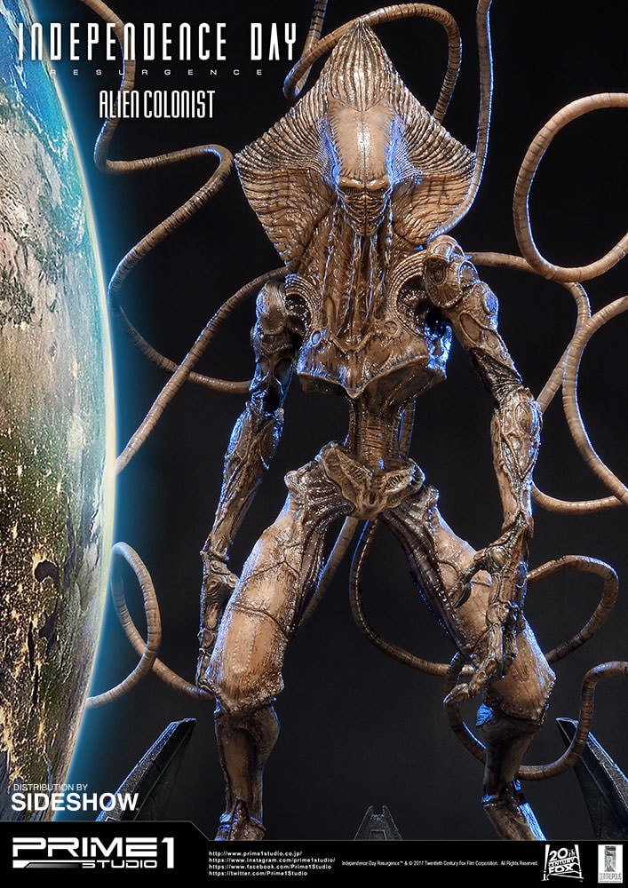 Independence Day: Resurgence Alien Colonist Statues - Prototype Shown View 2