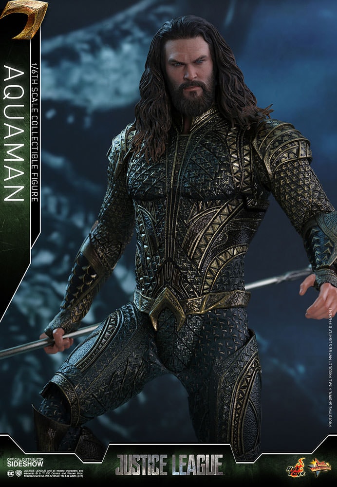 DC Comics Aquaman Sixth Scale Figure - Prototype Shown View 6