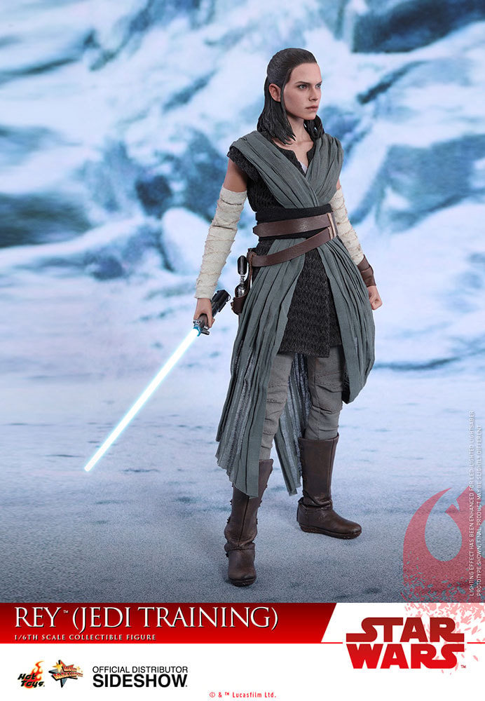 Star Wars Rey Jedi Training Sixth Scale Figure - Prototype Shown View 5