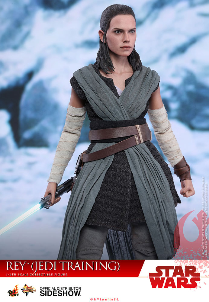 Star Wars Rey Jedi Training Sixth Scale Figure - Prototype Shown View 6