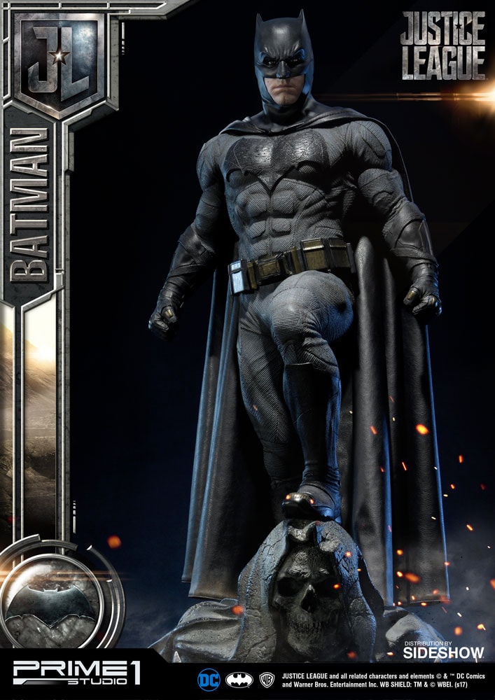 DC Comics Batman Statues  Collector Edition - Prototype Shown View 5