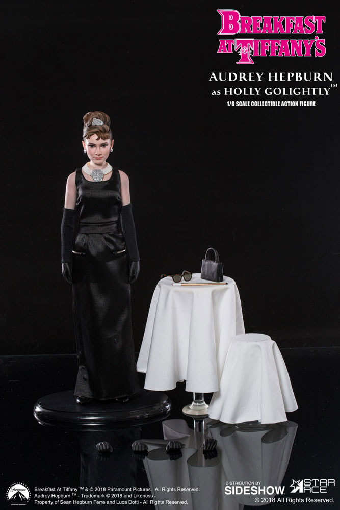 Breakfast at Tiffanys Audrey Hepburn as Holly Golightly Deluxe Version Sixth Scale Figure - Prototype Shown View 1