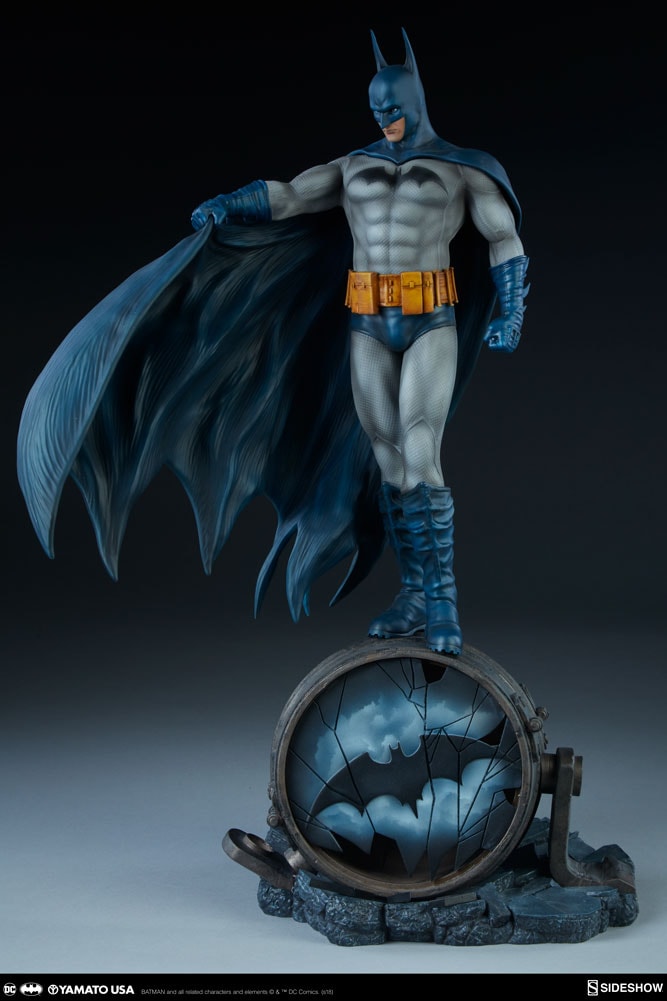 DC Comics Batman Blue Version Statues  Exclusive Edition - Prototype Shown View 4