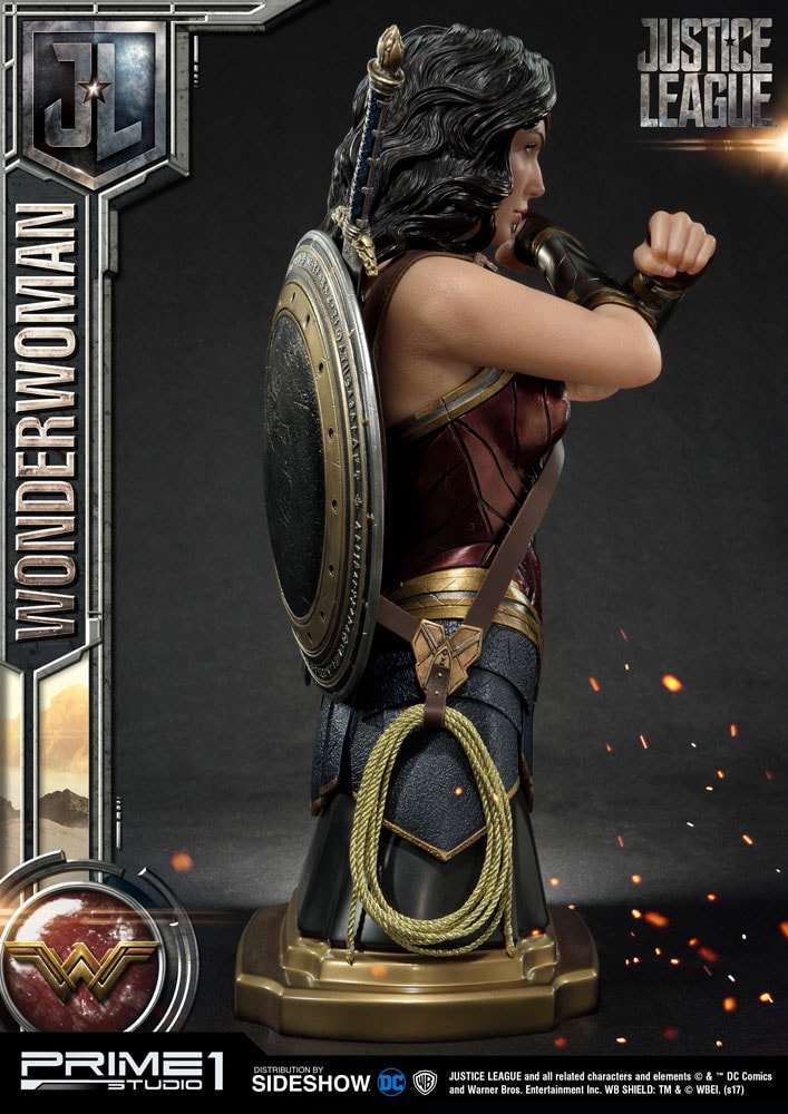 DC Comics Wonder Woman Bust - Prototype Shown View 6
