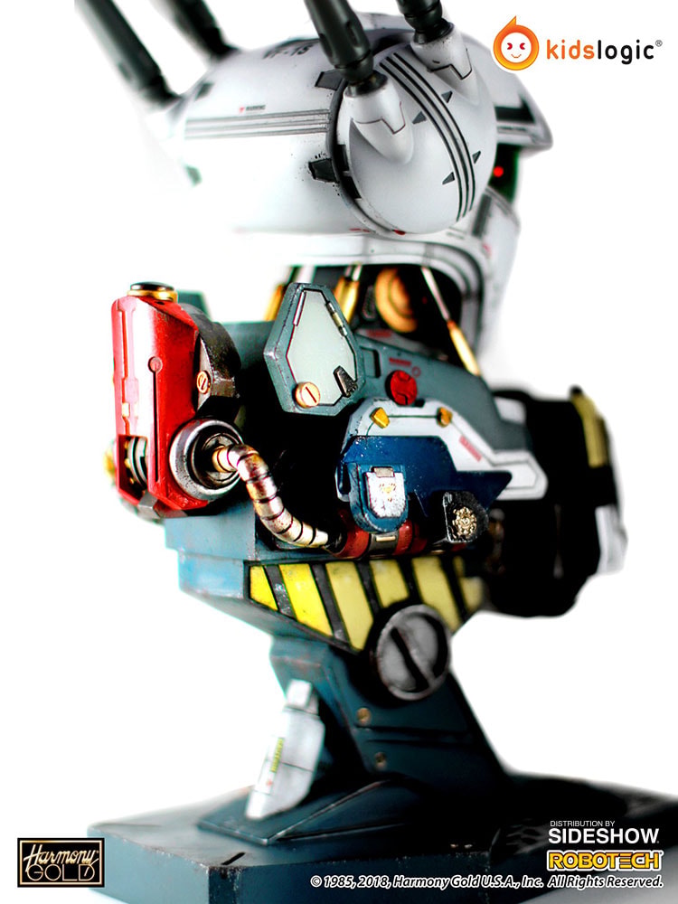 Robotech Saga Valkyrie VF-1S Mechanical Bust Statue - Prototype Shown View 6