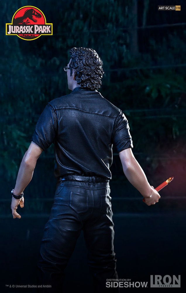 Jurassic Park Ian Malcolm 1:10 Scale Statue - Prototype Shown View 6