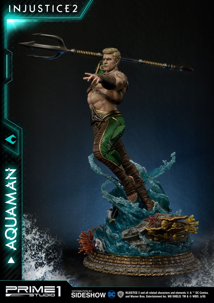 DC Comics Aquaman Statues  Collector Edition - Prototype Shown View 5