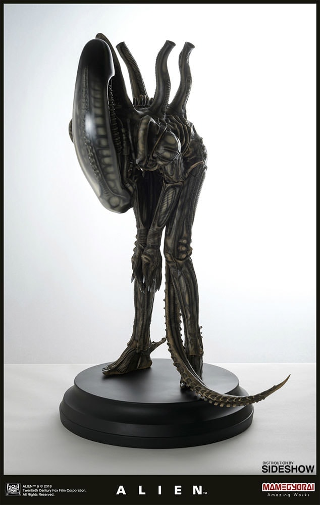 Alien Alien Big Chap Statues  Exclusive Edition - Prototype Shown View 3