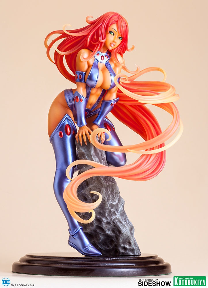 DC Comics Starfire Statues - Prototype Shown View 1