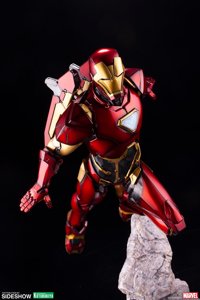 Marvel Iron Man 1:10 Scale Statue - Prototype Shown View 6