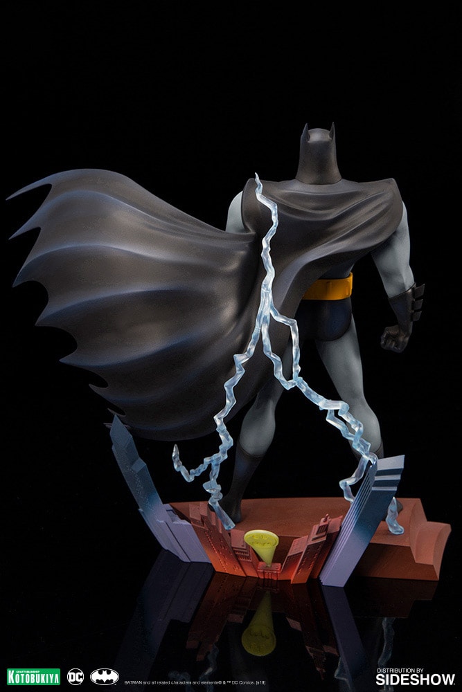 DC Comics Batman (Opening Sequence) Statues - Prototype Shown View 3