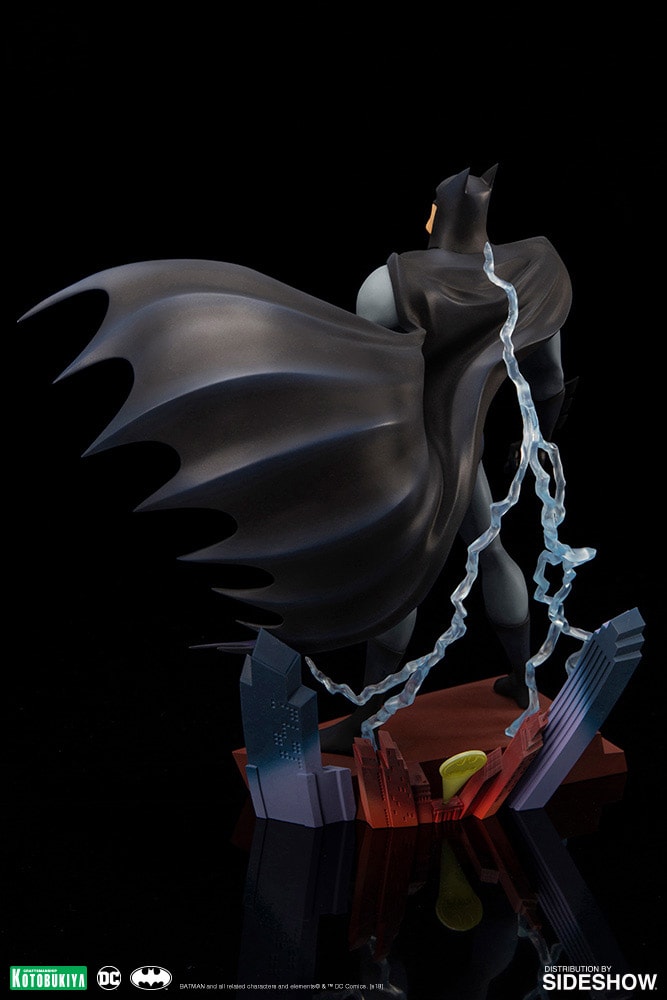 DC Comics Batman (Opening Sequence) Statues - Prototype Shown View 4