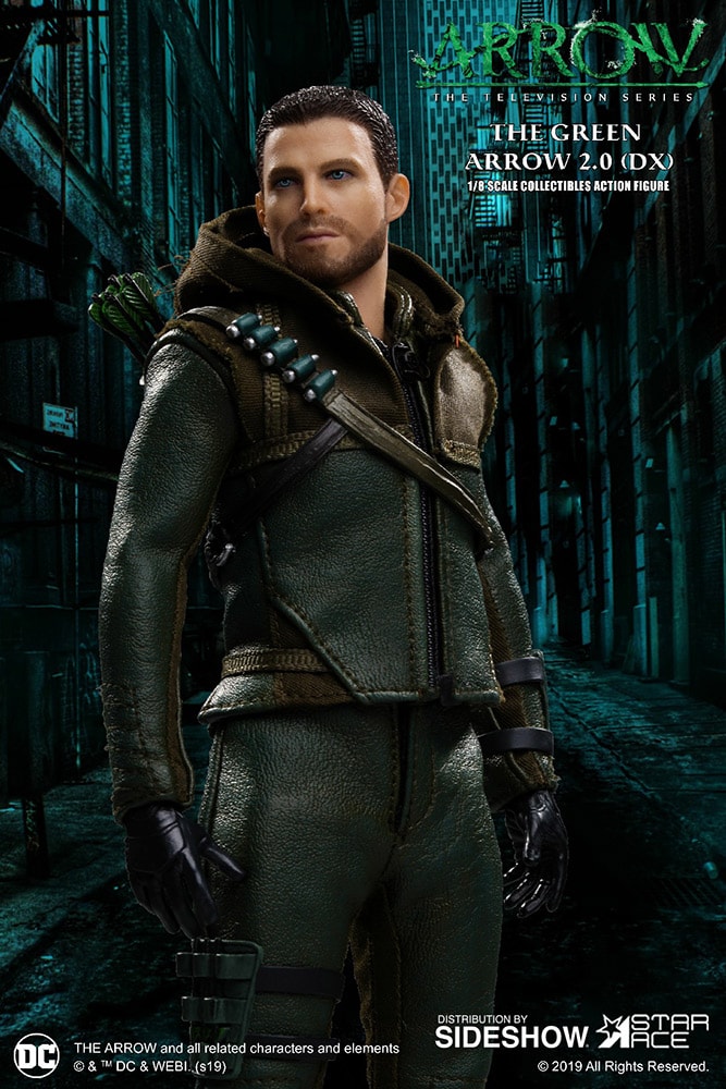 DC Comics Green Arrow 2.0 (Deluxe) Collectible Figure - Prototype Shown View 2