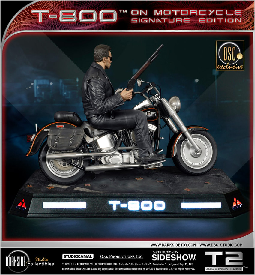 T-800 on Motorcycle Exclusive Edition - Prototype Shown View 4