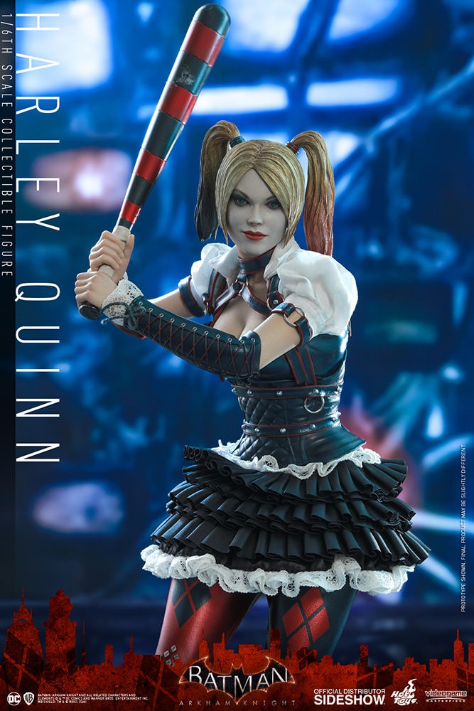 Hot Toys Harley Quinn Sixth Scale Figure