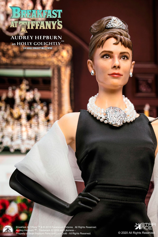 Breakfast at Tiffanys Audrey Hepburn as Holly Golightly (Deluxe With Light) Statues - Prototype Shown View 2