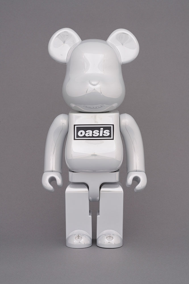 Be@rbrick Oasis White Chrome 100% & 400%- Prototype Shown