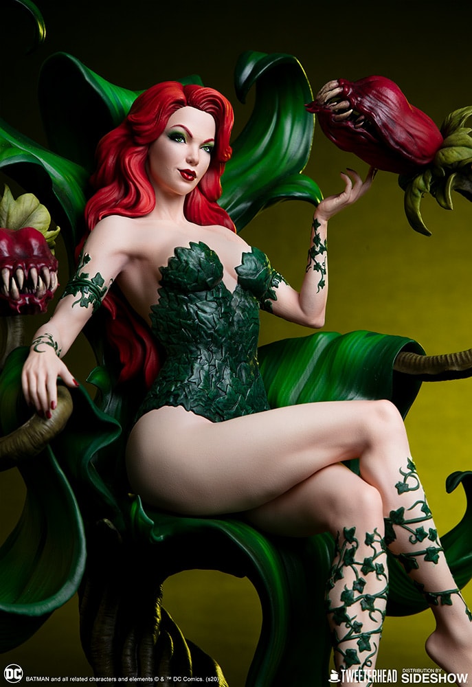 Poison Ivy Collector Edition - Prototype Shown View 4