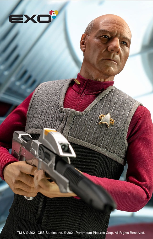 Star Trek Captain Jean-Luc Picard Sixth Scale Figure - Prototype Shown View 6