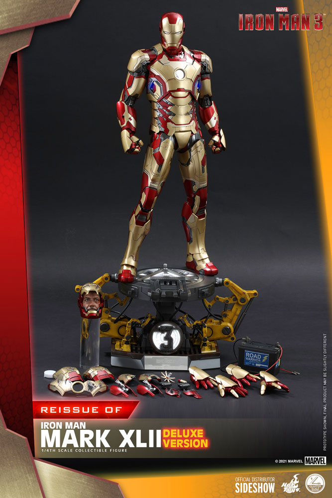 Iron Man Mark XLII (Deluxe Version) Quarter Scale Figure by Hot