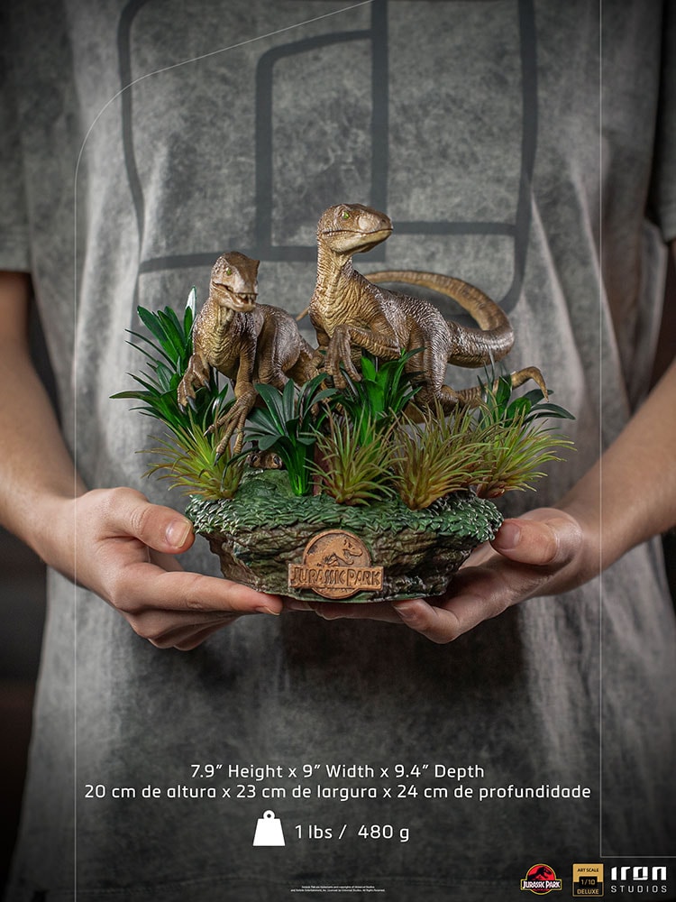 Jurassic Park Just The Two Raptors Deluxe 1:10 Scale Statue - Prototype Shown View 5
