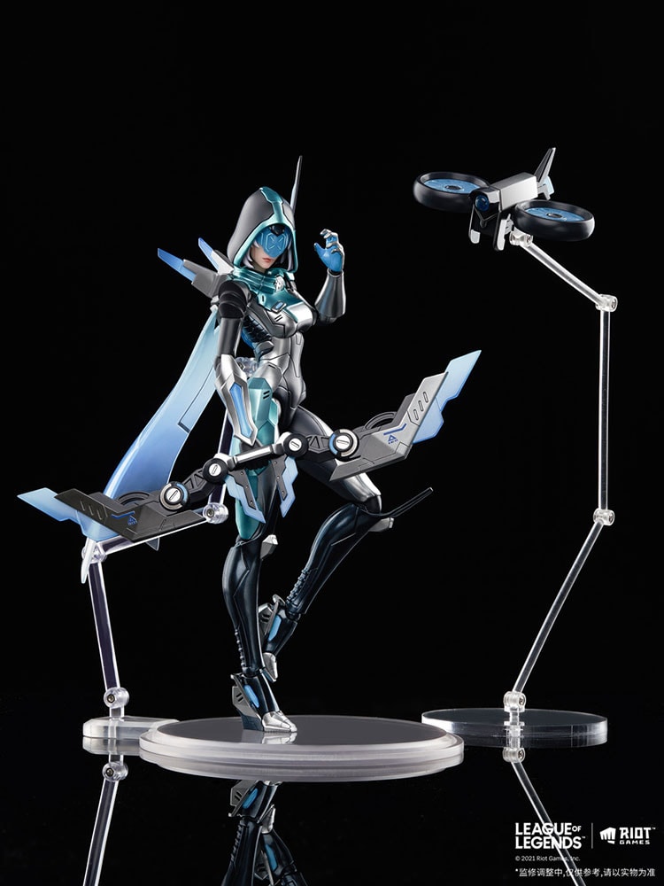 League of Legends Ashe Action Figure - Prototype Shown View 3