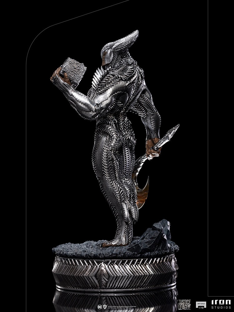 DC Comics Steppenwolf 1:10 Scale Statue - Prototype Shown View 4