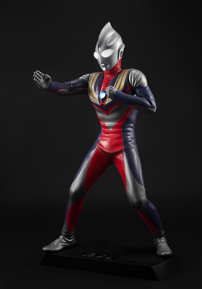美しい Ultimate Article Ultraman Tiga (Multi type) Collectible 特撮
