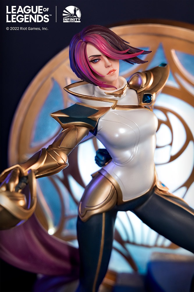 League of Legends The Grand Duelist - Fiora Laurent Quarter Scale Statue - Prototype Shown View 4