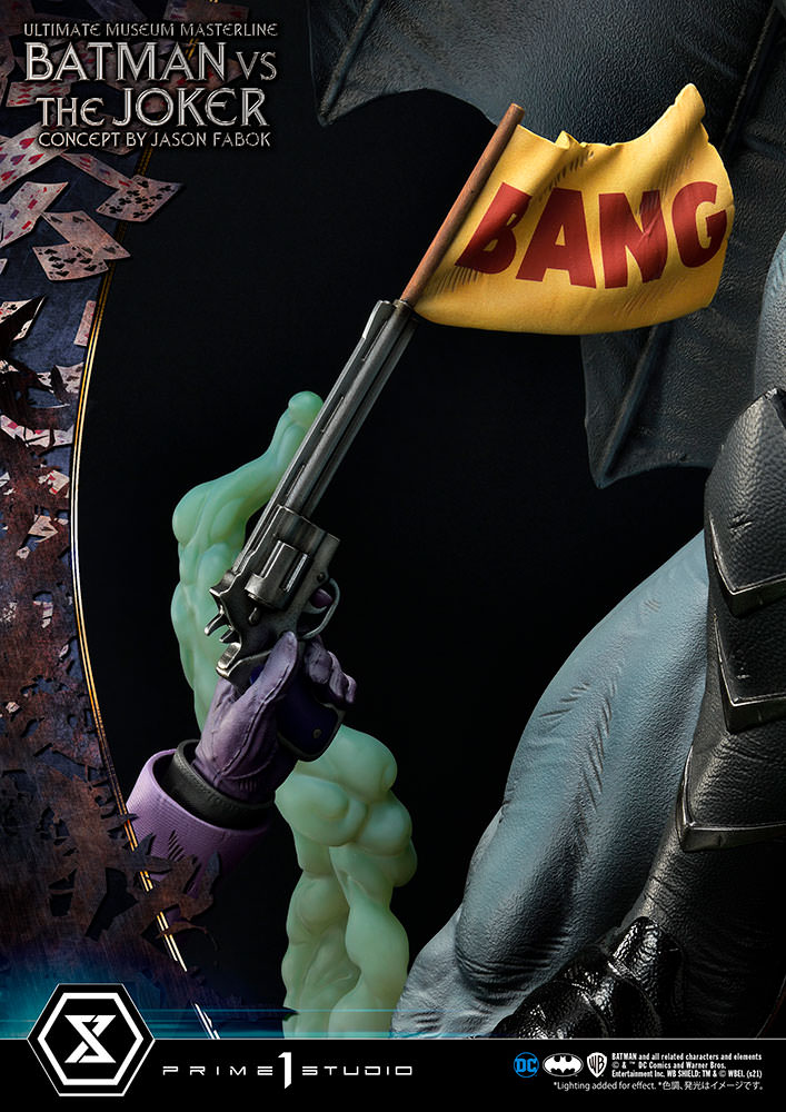 DC Comics Batman vs. The Joker (Deluxe Bonus Version) 1:3 Scale Statue - Prototype Shown View 6