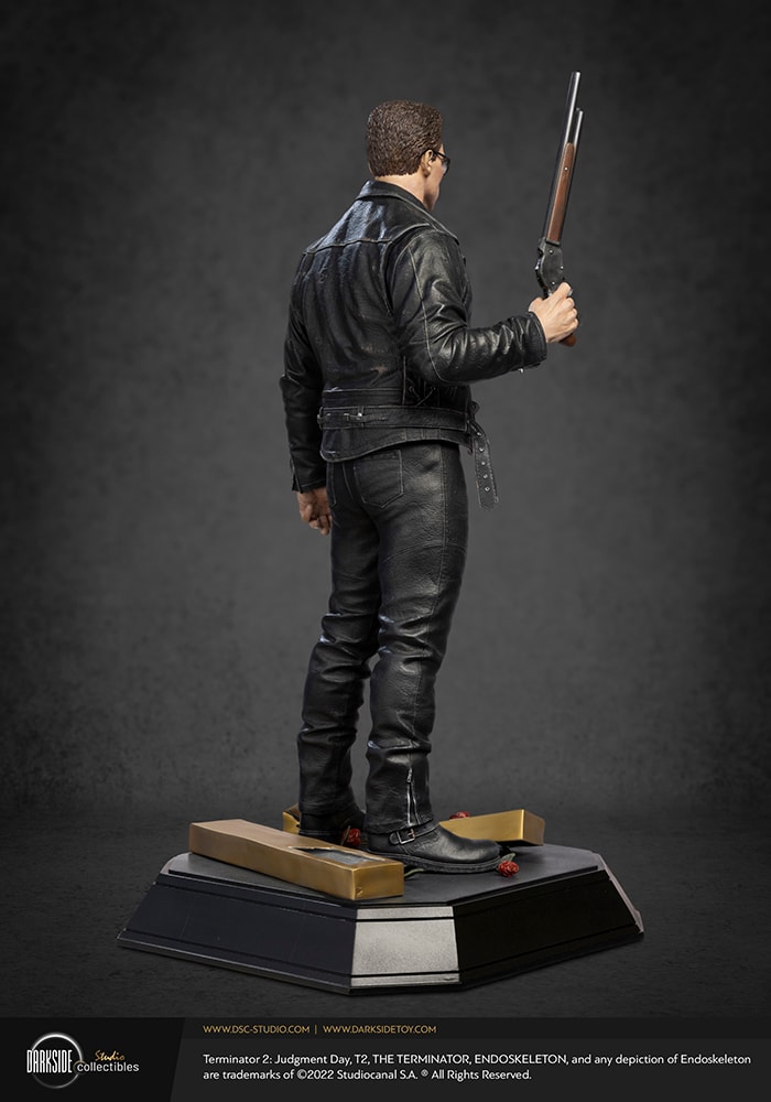 Terminator T-800 1:3 Scale Statue  Collector Edition - Prototype Shown View 4