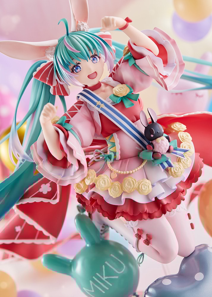 Hatsune Miku - Birthday 2021 (Pretty Rabbit Version) 1:7 Scale