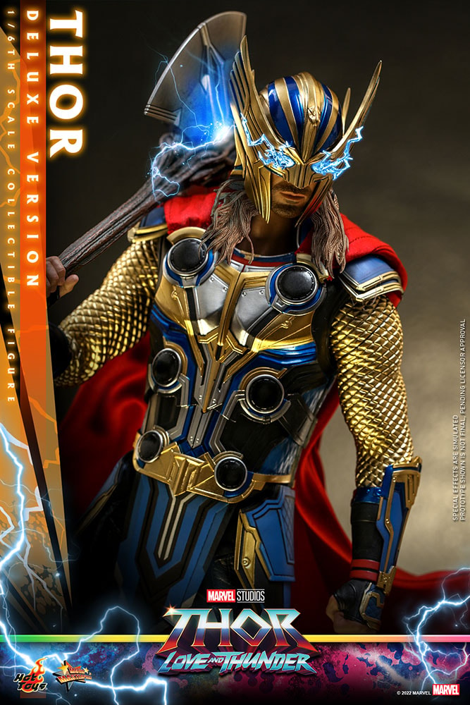 Marvel Thor (Deluxe Version) Sixth Scale Figure - Prototype Shown View 4