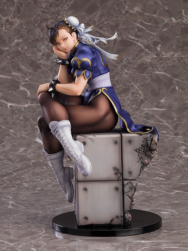 Street Fighter Chun-Li Sixth Scale Figure - Prototype Shown View 5