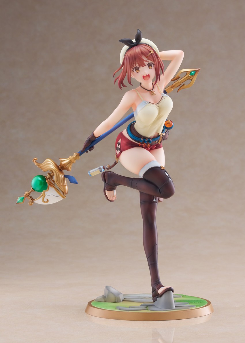 ライザのアトリエ　Reisalin Stoutのフィギュア Amazon | ライザのアトリエ Atelier Ryza ライザリン・シュタウト