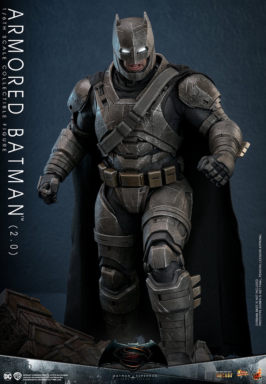 名作 Armored Batman (2.0) Sixth Scale Figure by Hot Toys アメコミ
