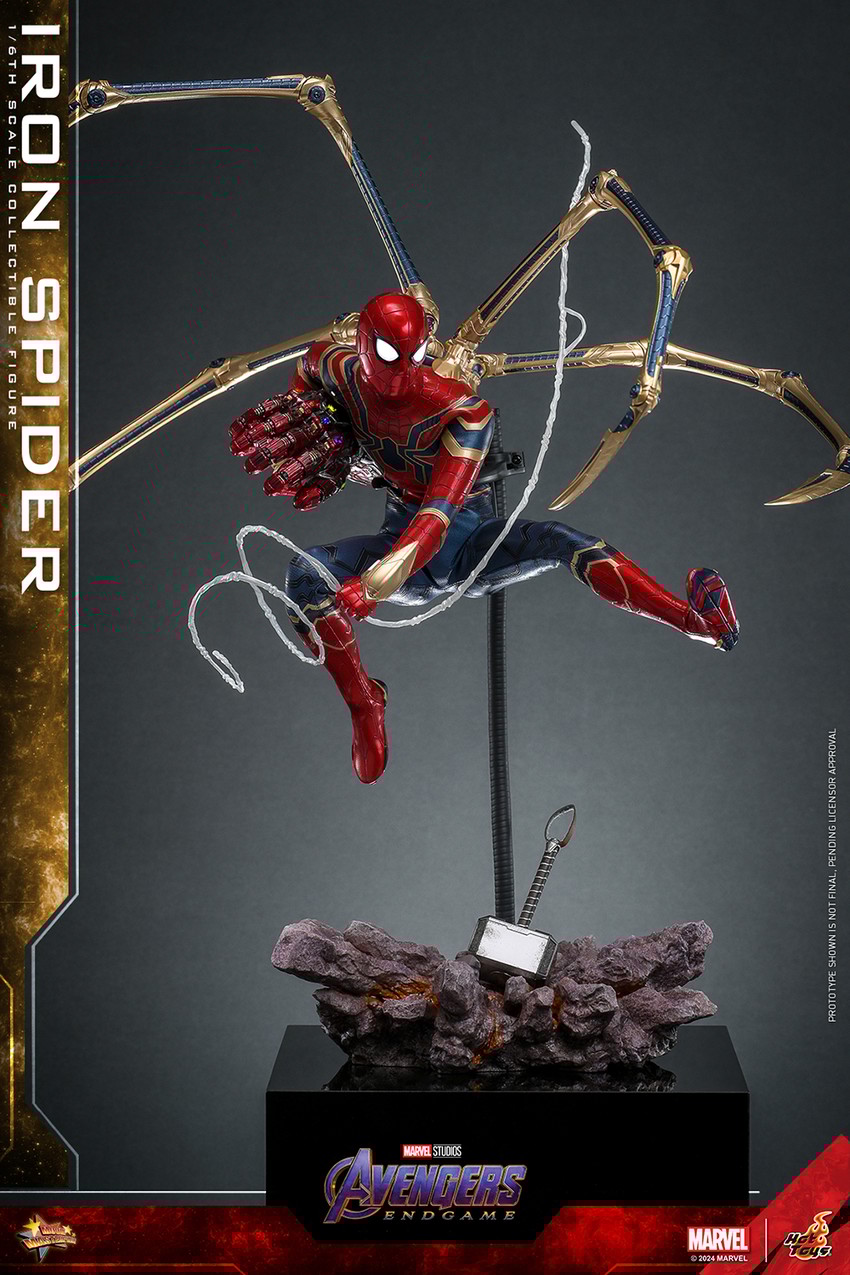 Iron Spider Sixth Scale Figure by Hot Toys