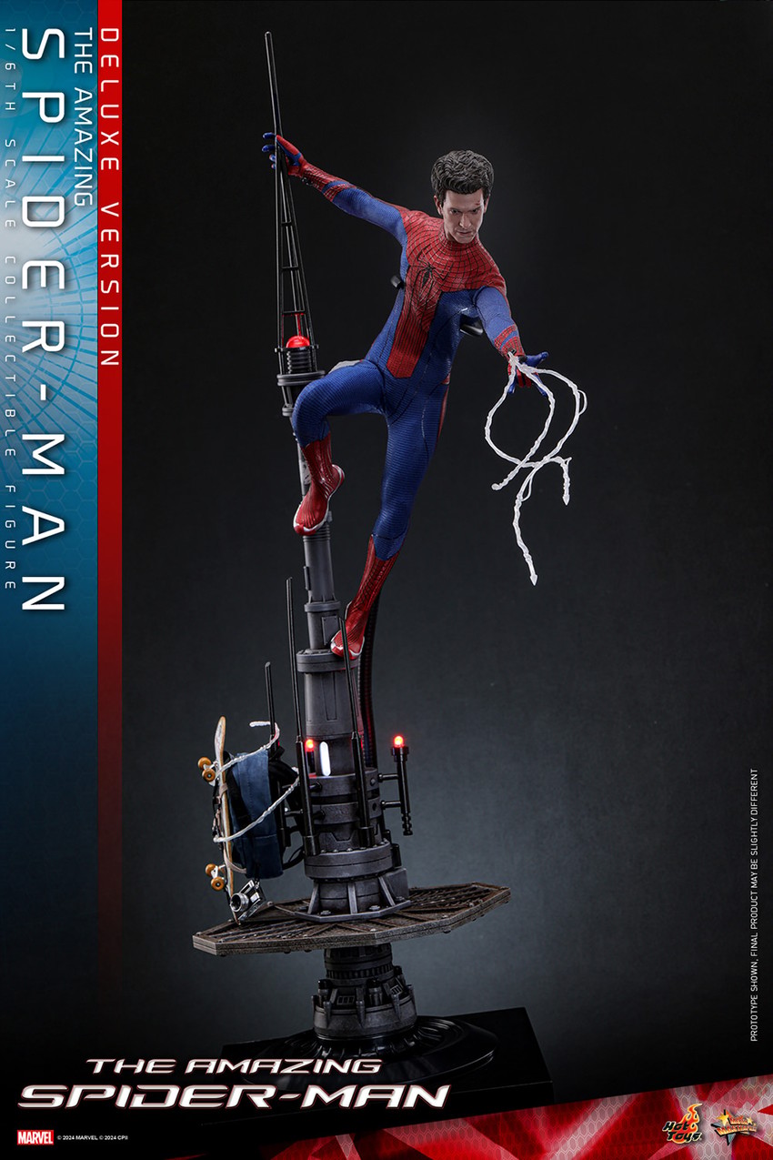 Marvel The Amazing Spider-Man (Deluxe Version) (Special Edition) Sixth Scale Figure - Prototype Shown View 3