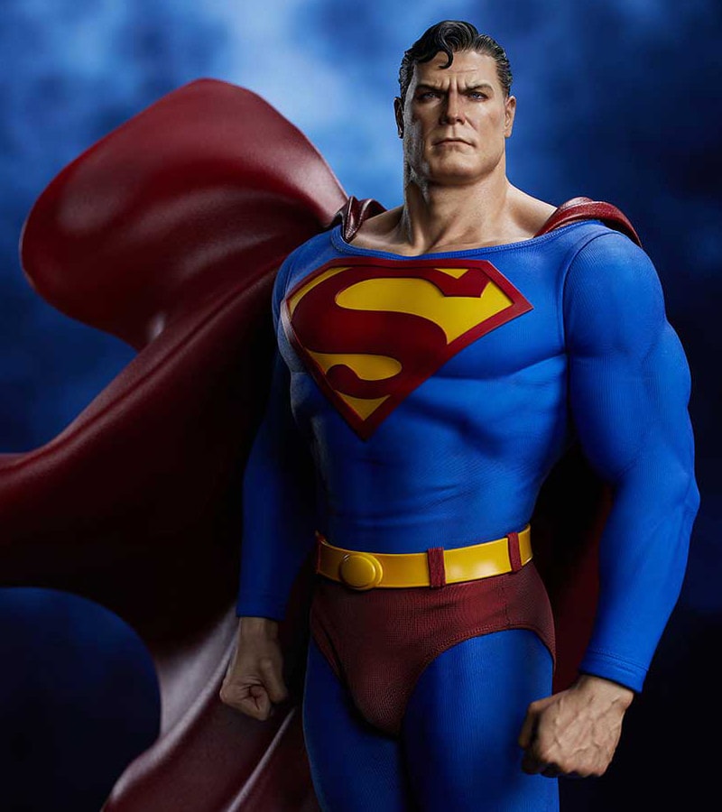 DC Comics Superman Quarter Scale Statue - Prototype Shown View 5