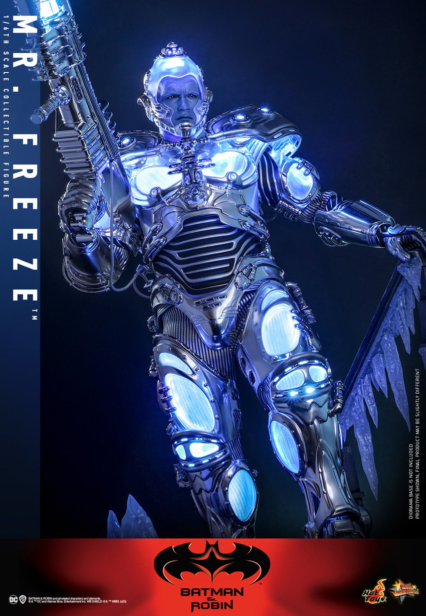 Mr. Freeze (Deluxe Version) Sixth Scale Figure by Hot Toys